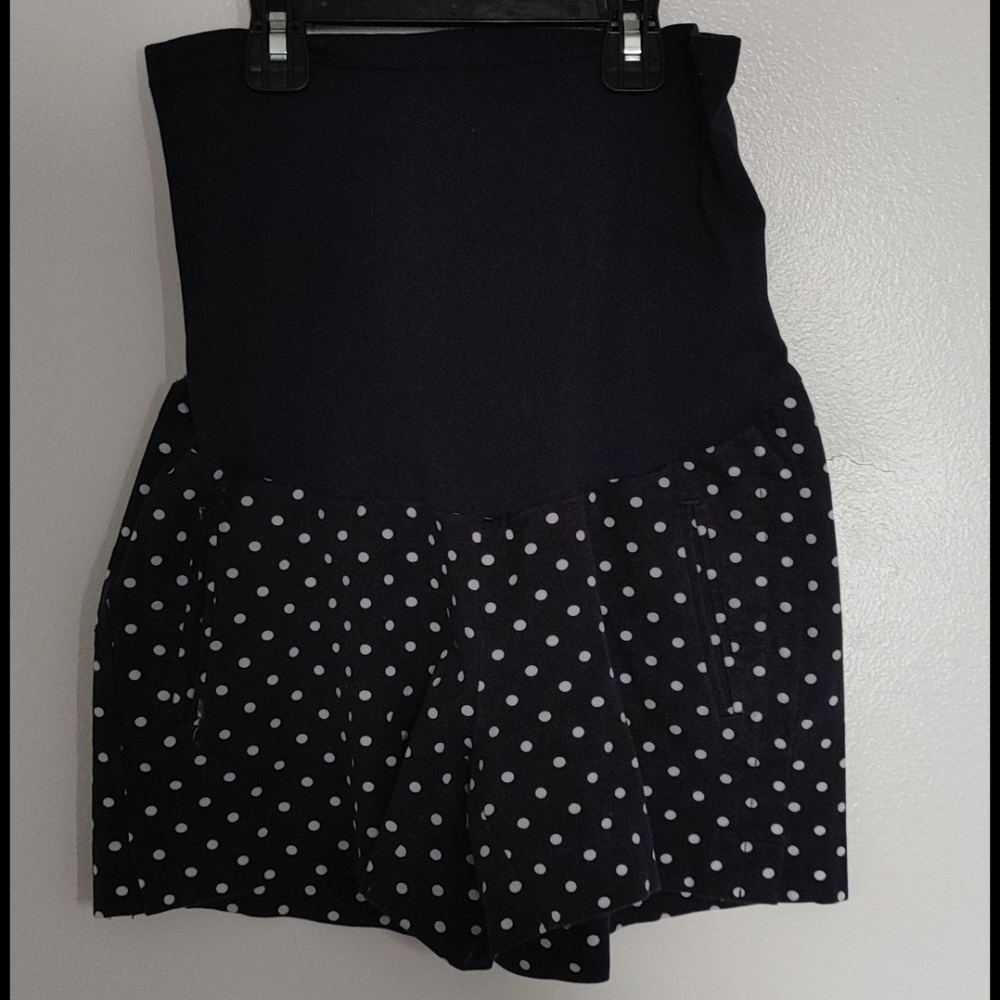 Maternity shorts